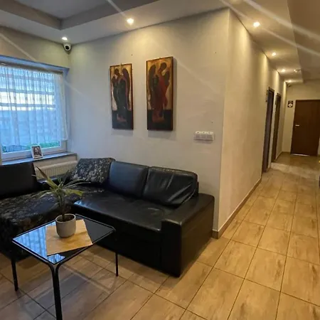 & Genery ホステル ヴァドヴィツェ