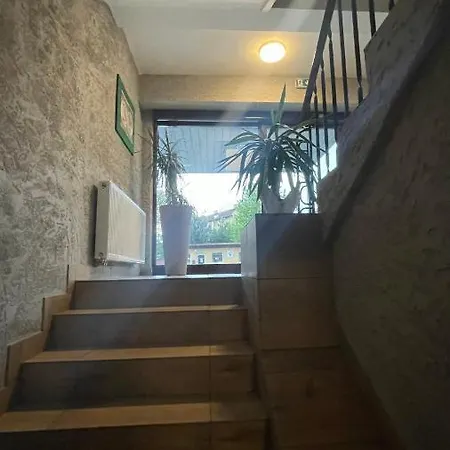 & Genery ホステル *