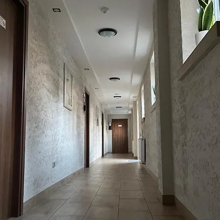 ホステル & Genery