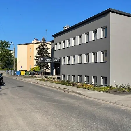 & Genery ホステル