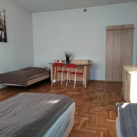 ホステル & Genery