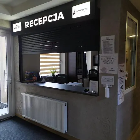 ホステル & Genery *