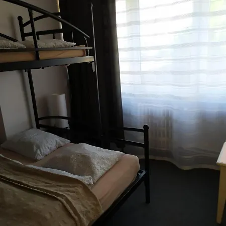 ホステル & Genery