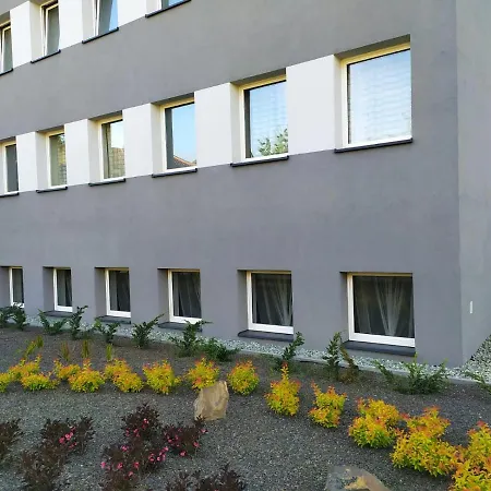 ホステル & Genery *