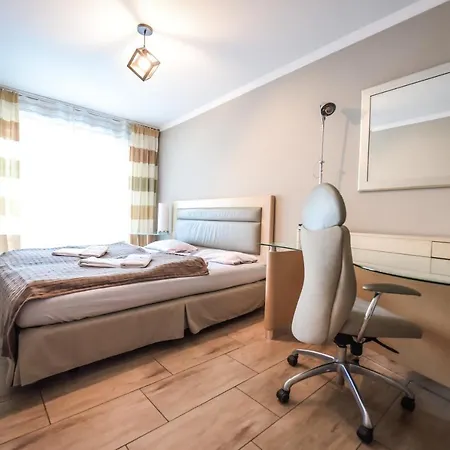 & Genery ホステル ヴァドヴィツェ